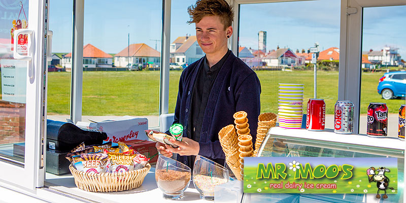 Clifftop Ice-Cream Kiosk at Headlands Restaurant - 8 Flavours of Locally-made Ice Cream - Wall's Ices and Lollies.